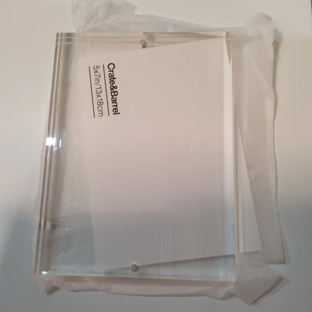 Crate & Barrel Acrylic Frame Size 5